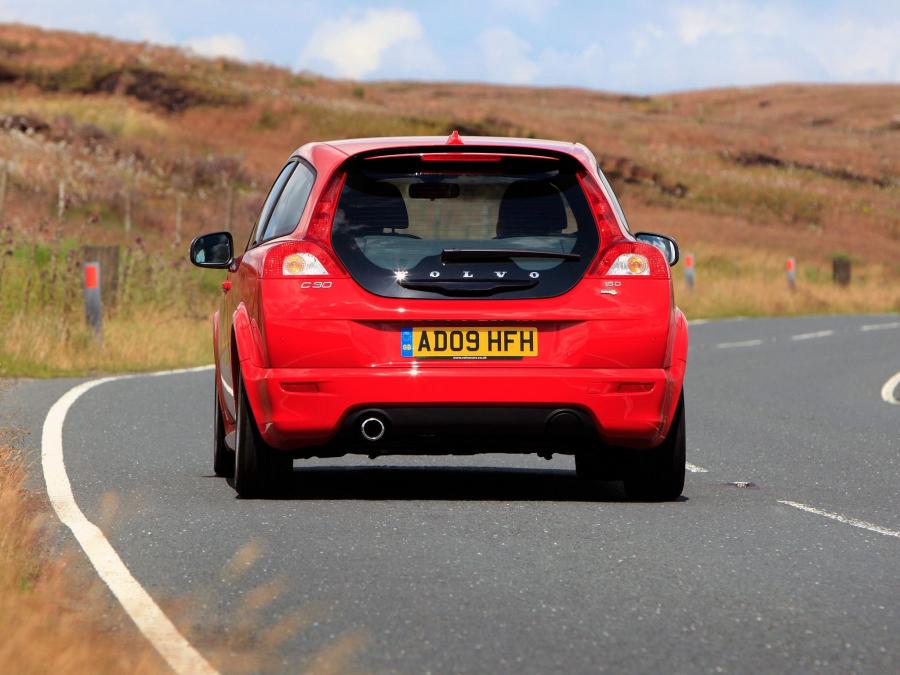  Volvo C30 R-Design DRIVe Efficiency 2009 года  (UK) (фото 9 из 9)